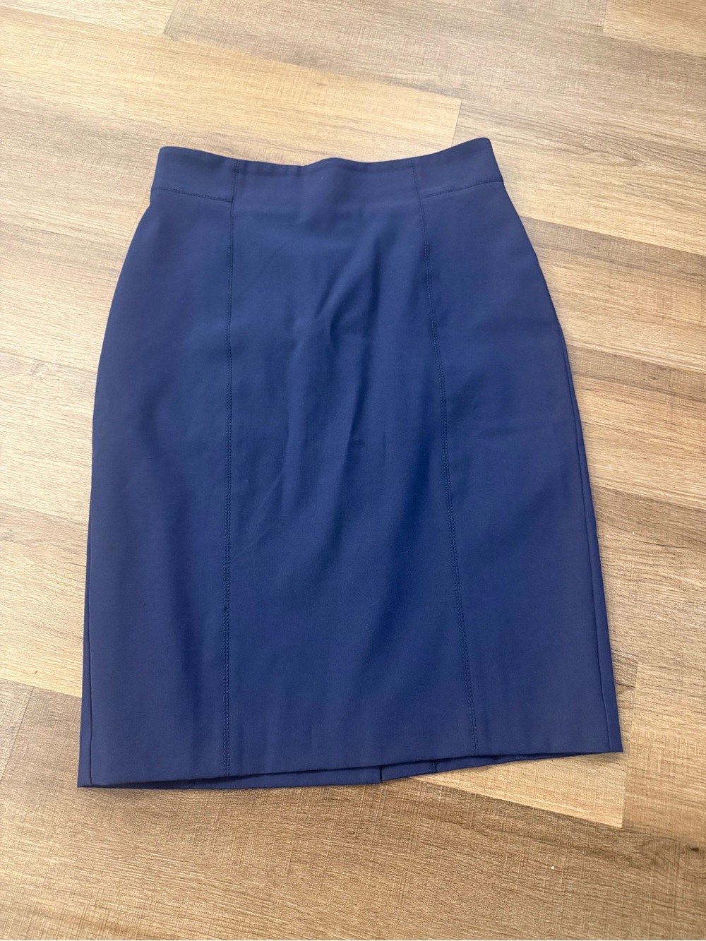 Ann Taylor Navy Pencil Skirt - Sleek Professional Style